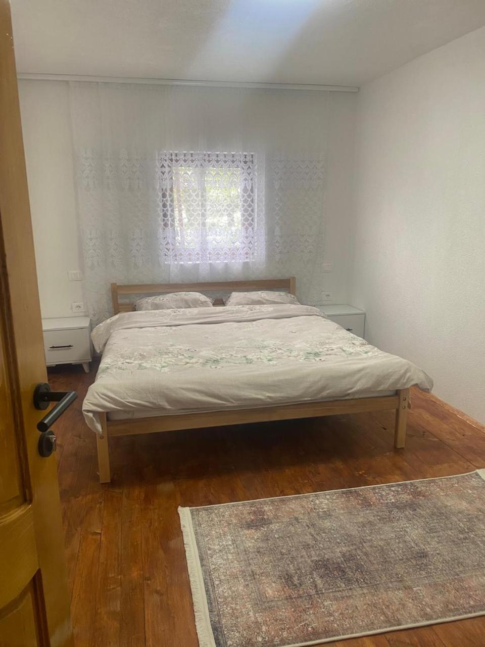 Guesthouse Mountain Βαλμπόνα Εξωτερικό φωτογραφία
